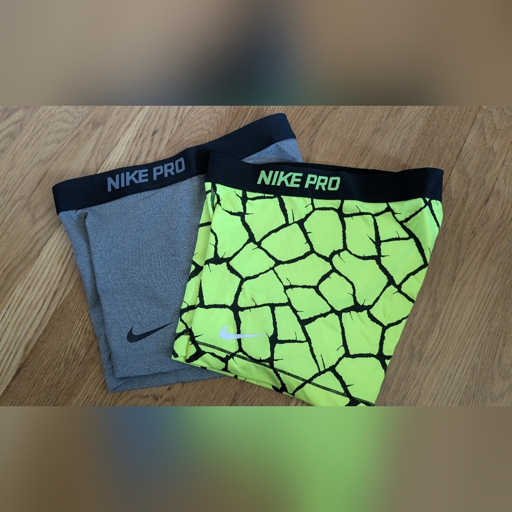 Nike Pro Dri-Fit Shorts 2 Pair - Size Medium With Bonus!